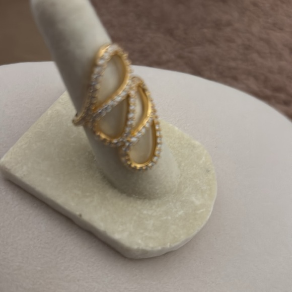 QVC ring - Picture 2 of 5